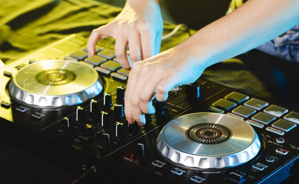 DJ set στο Βουρέικο στη Βαμβακού
