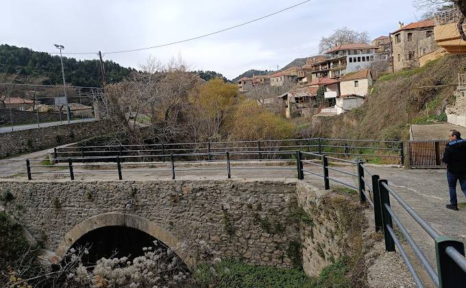 Πολύδροσο (Τσίντζινα)