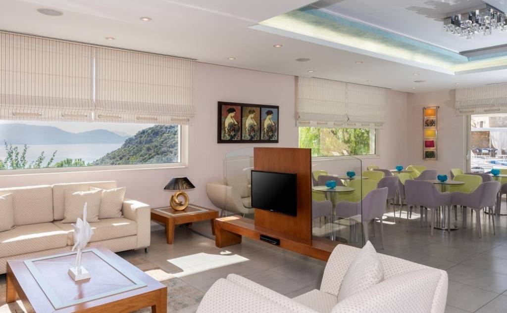 Princess Kyniska Suites-Ξενοδοχείο
