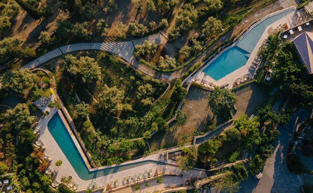 Kinsterna Hotel-Ξενοδοχείο