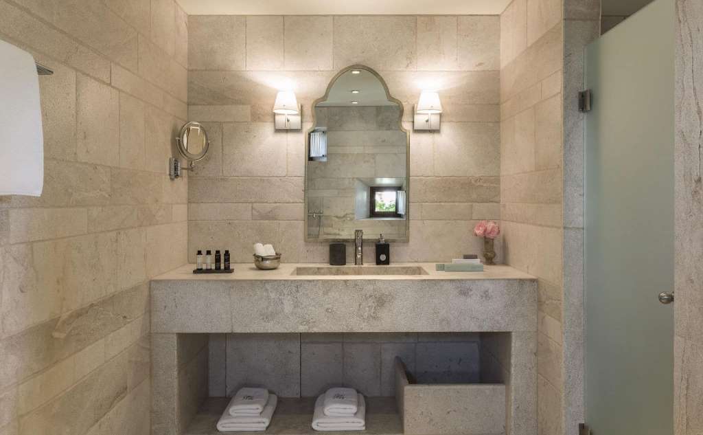 Kinsterna Hotel-Ξενοδοχείο
