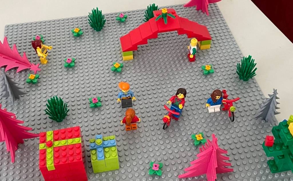 Vamvakou Revival-Xmas-Bots | Οι Μηχανικοί των Χριστουγέννων