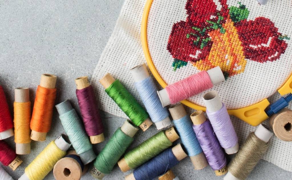 Vamvakou Revival-Κεντάμε τα Χριστούγεννα