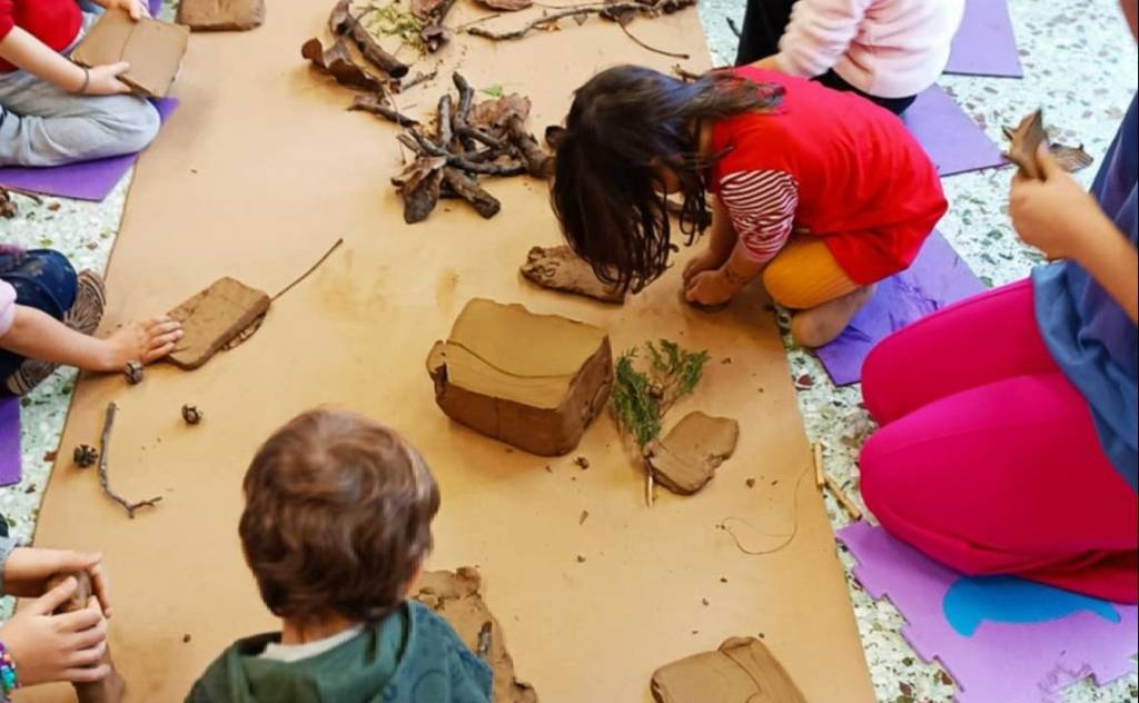 Vamvakou Revival-Παραμυθο-ήρωες/Clay Play Stories