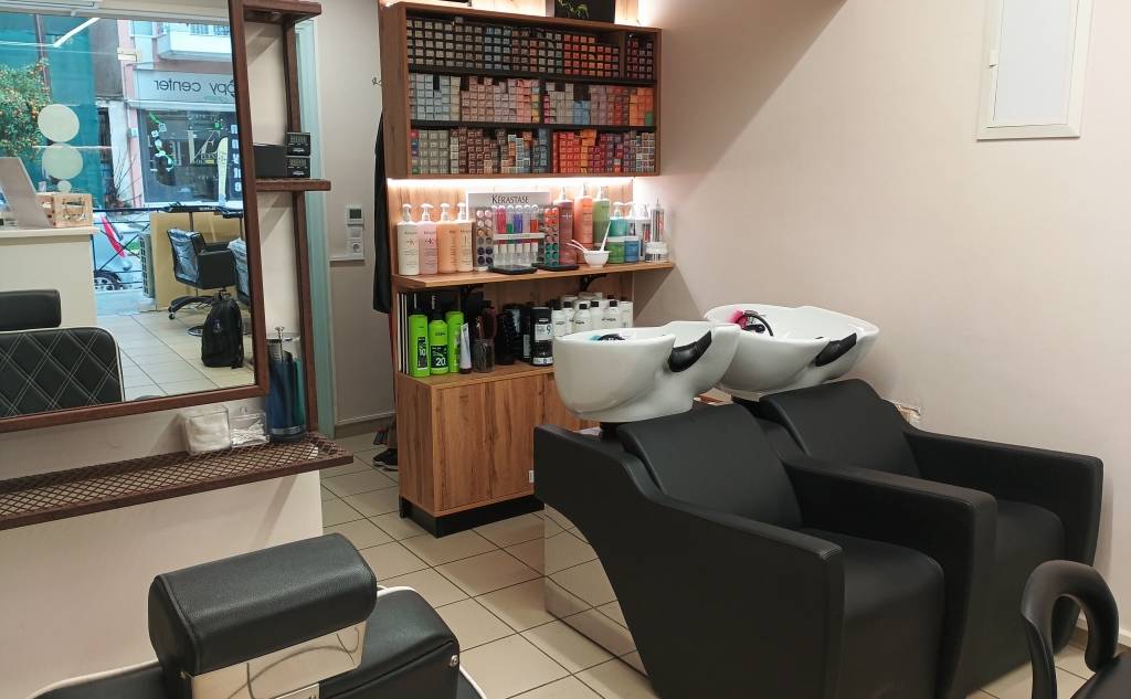 ELENI VOCHALI Hair Stylist-Κομμωτήριο