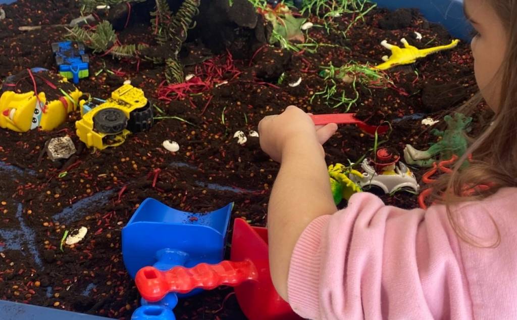 Vamvakou Revival-Σχολείο… αταξίας & χαράς!