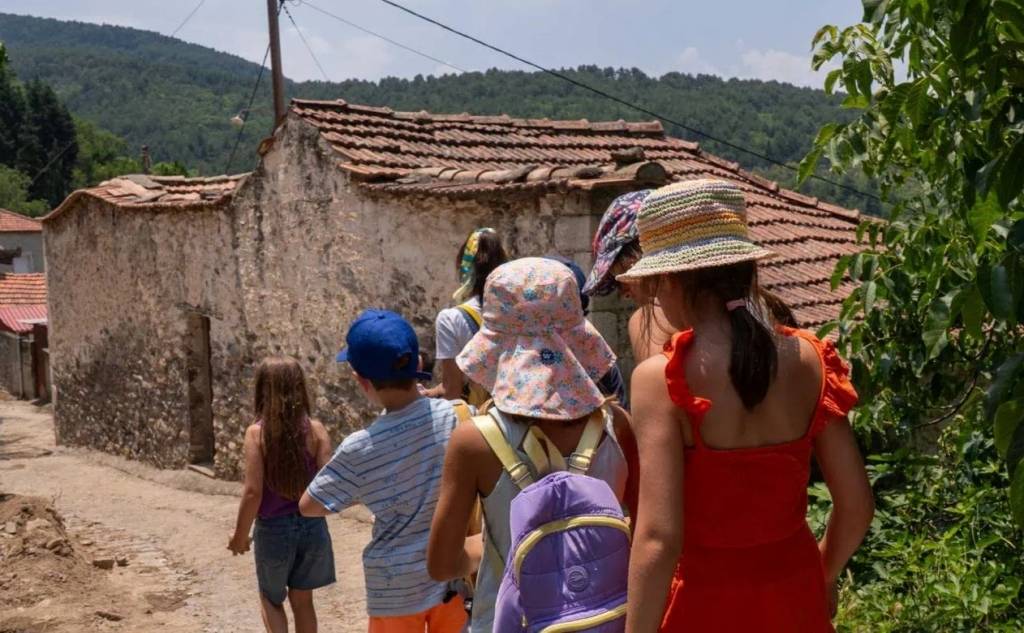 Vamvakou Revival-Παραμυθοβόλτες στη Βαμβακού