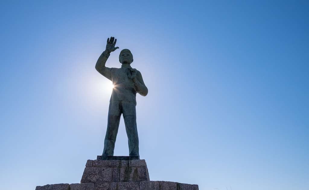 Το άγαλμα του Αφανούς Ναυτικού στο Γύθειο