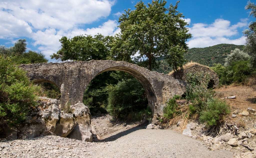 Βυζαντινό Γεφύρι της Στάρας