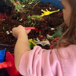 Vamvakou Revival-Σχολείο… αταξίας & χαράς!